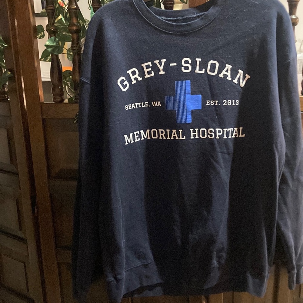 Grey’s Anatomy sweatshirt navy blue
